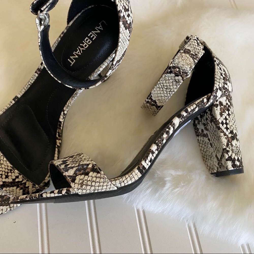 Snake skin Lane Bryant size 8 block heel NWT